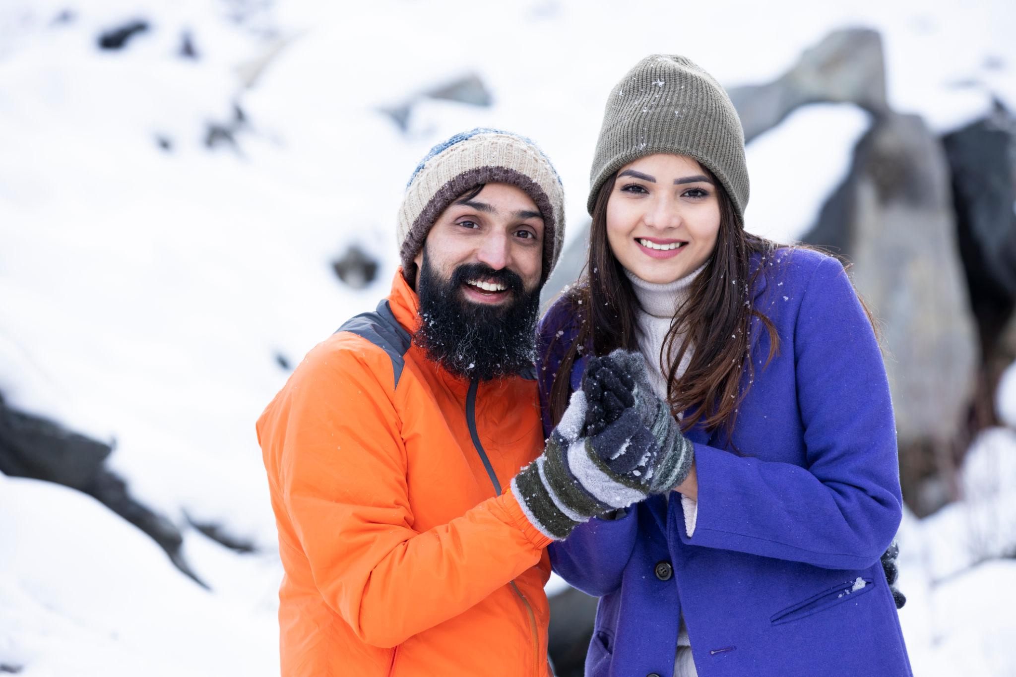 Experience Kashmir with Handcrafted Tour Packages & Guided Holidays